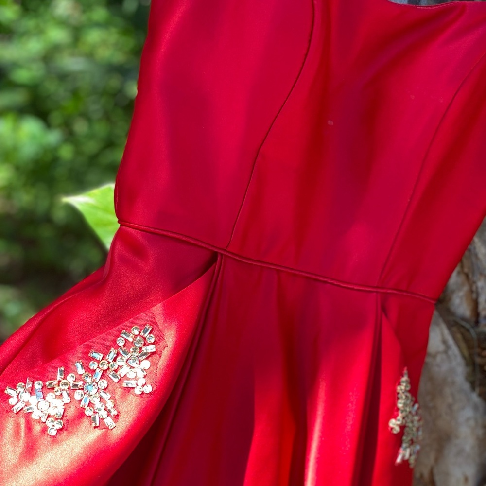 Homecoming, cotillion, party dress